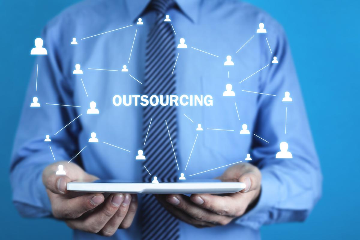 outsourcing de equipamentos de ti (capa)